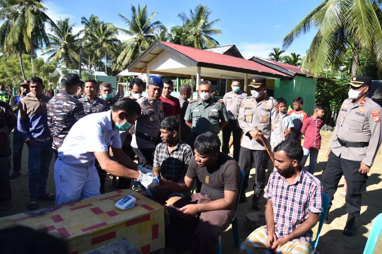 Kapolres Bireuen Cek Warga Etnis Rohingya yang terdampar Dikecamatan Peudada