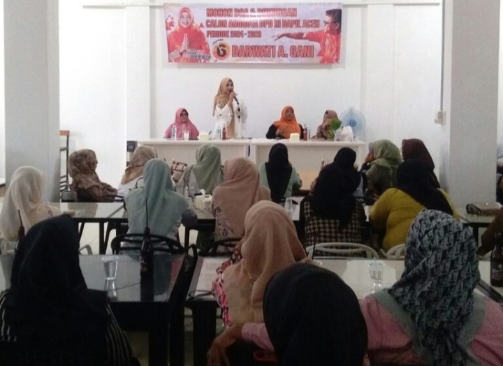 Calon DPD RI No 6 Darwati A Gani; Silaturrahmi Dengan Masyarakat Bireuen