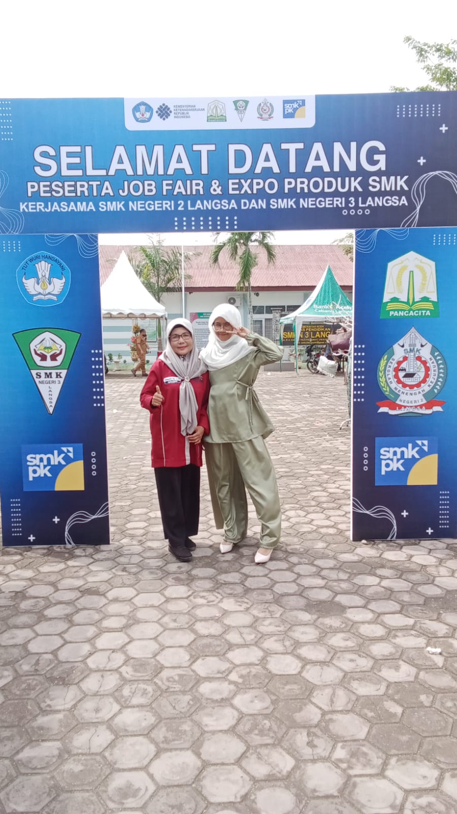 Cut PIPIN Tampil di Acara Job Fair & Expo