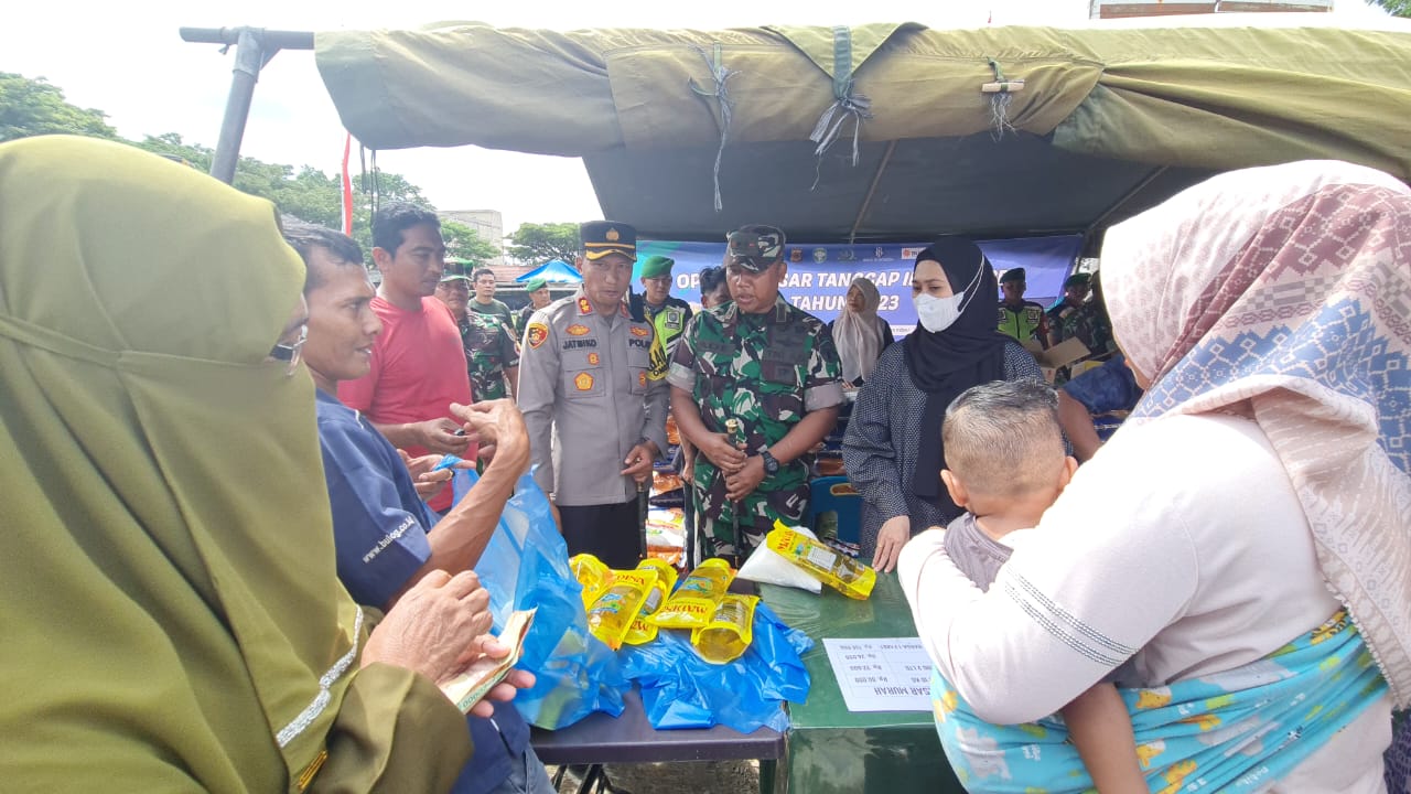 Peduli Masyarakat Kurang Mampu, Polres Bireuen Buka Bazar Sembako Murah