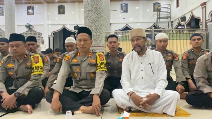 Polres Bireuen Gelar Shalat Tasbih Malam Nisfu Sya’ban,