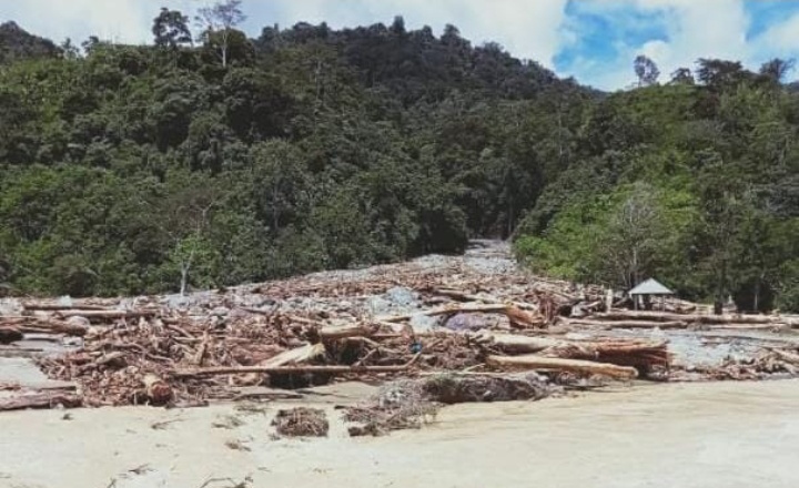 Dihantam Banjir, PUPR Nagan Raya Abai Terhadap Pembangunan Jembatan Gantung Beutong Ateuh