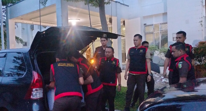 Kejari Aceh Barat Amankan 235 dokumen ke uangan BPKD sebagai alat bukti