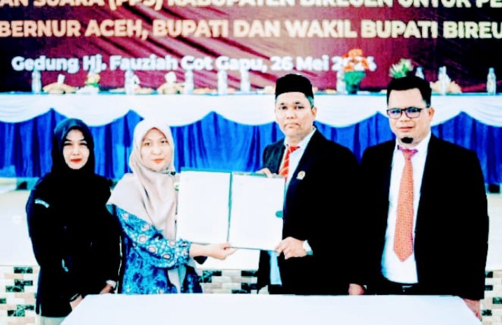 Ketua KIP Bireuen Saiful Hadi, lantik 1.827 anggota PPS yang Baru dan pengambilan Sumpah,