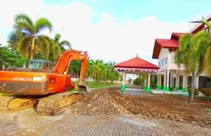 Dinas PUPR Kurdi Terus lakukan Renovasi Halaman Kantor Bupati Aceh Barat