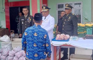 Gerakan Pangan Murah Dalam Rangka Dirgahayu TNI ke-79 Di Lapangan Sada Kata